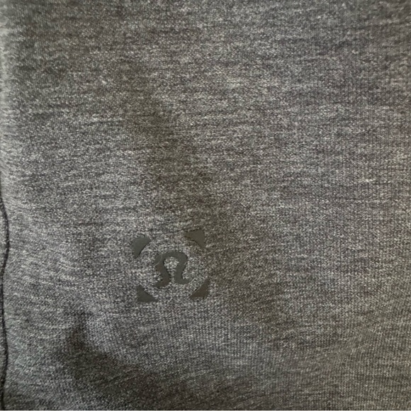 Men's Lululemon Dark Gray Long Sleeve Henley Tee Relaxed Fit - Picture 5 of 5